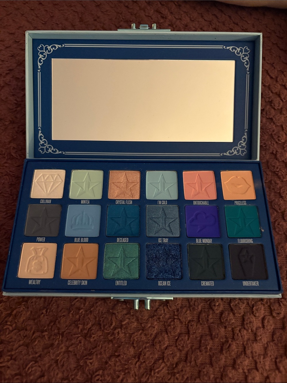 ✨💙NWT Jeffree Star Blue Blood Eyeshadow Palette💙✨ - Picture 2 of 3